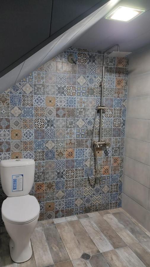 ホテル Borjomi Nest エクステリア 写真