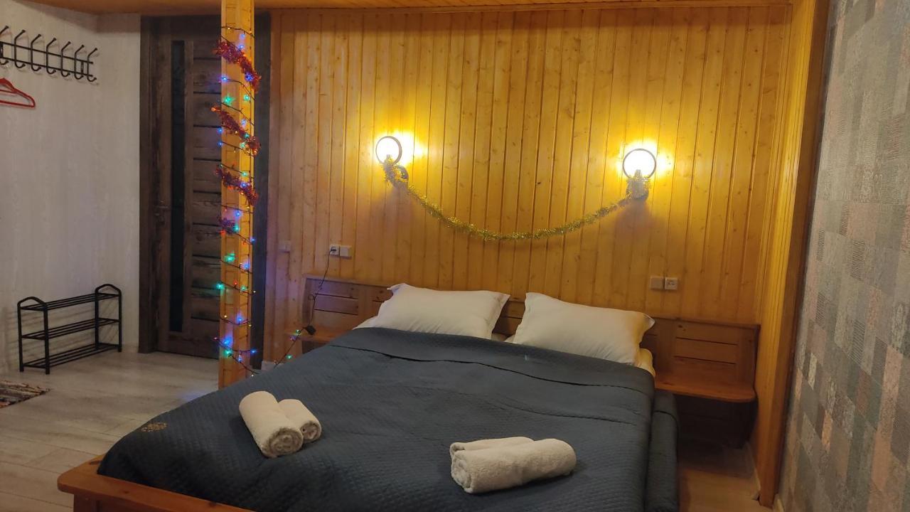ホテル Borjomi Nest エクステリア 写真